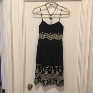 Dress Vintage Embroidered Black & Cream